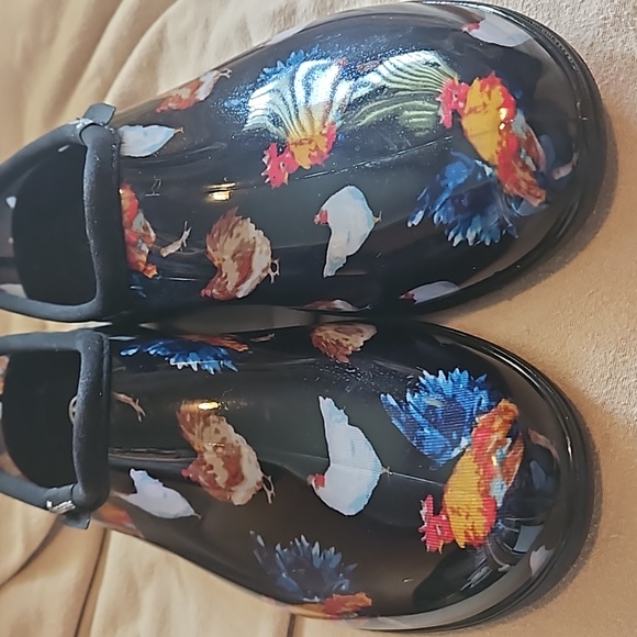Chicken sloggers sz 9 - Picture 2 of 7
